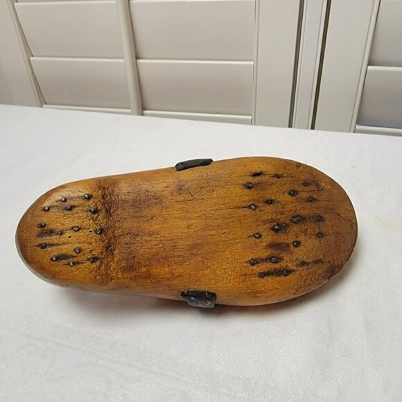 Vintage Child's Wooden Shoe/Clog - Unique and Rare - Super Cute - Picture 4 of 10